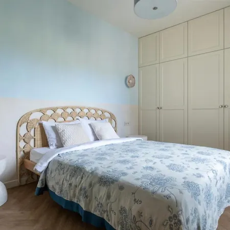 Apartment Rue De Satory Prestige Versailles