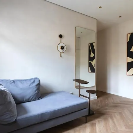 Apartment Rue De Satory Prestige