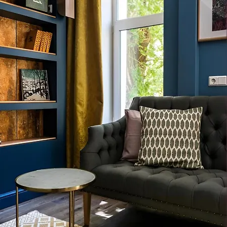 Rue De Satory Prestige Versailles